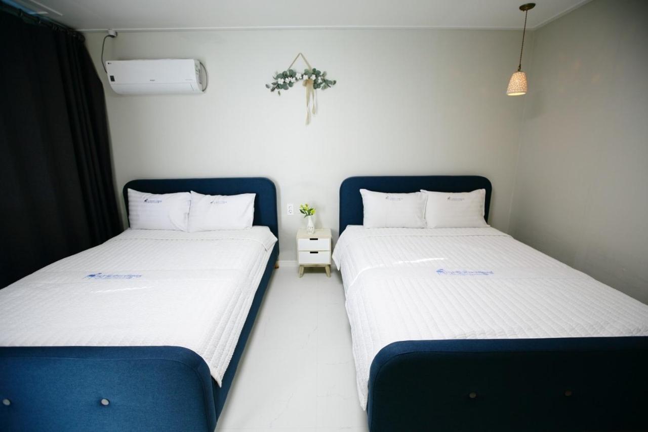 Damyang Thirasia Pension ภายนอก รูปภาพ