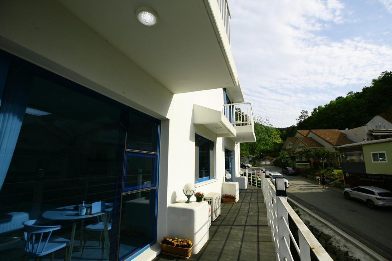 Damyang Thirasia Pension ภายนอก รูปภาพ